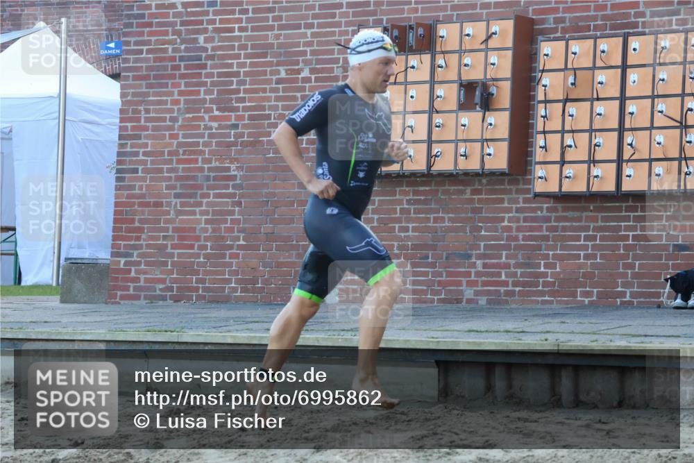 08.09.2024 - Stadtparktriathlon Luisa Fischer http://msf.ph/oto/6995862 08.09.2024 08:47:09 Schwimmen 3, 39, 44, 78, 80 meine-sportfotos.de