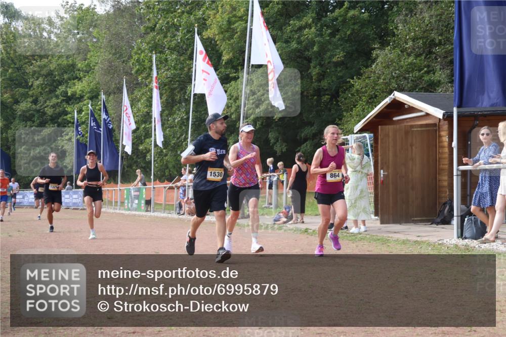 08.09.2024 - Airport Race Strokosch-Dieckow http://msf.ph/oto/6995879 08.09.2024 12:37:41 Ziel 336, 359, 690, 864, 1275, 1321, 1337, 1356, 1530 meine-sportfotos.de