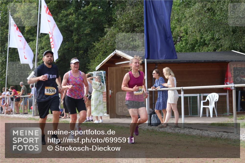 08.09.2024 - Airport Race Strokosch-Dieckow http://msf.ph/oto/6995911 08.09.2024 12:37:41 Ziel 336, 359, 690, 864, 1275, 1321, 1337, 1356, 1530 meine-sportfotos.de