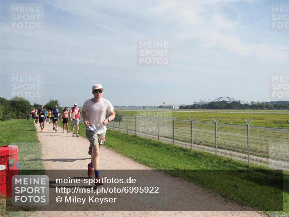 08.09.2024 - Airport Race Miley Keyser http://msf.ph/oto/6995922 08.09.2024 12:17:54 Laufen OLYMPUS, DIGITAL, CAMERA meine-sportfotos.de