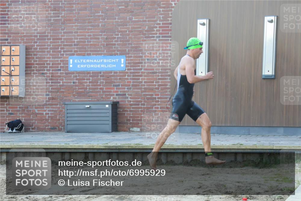 08.09.2024 - Stadtparktriathlon Luisa Fischer http://msf.ph/oto/6995929 08.09.2024 08:47:29 Schwimmen 55 meine-sportfotos.de
