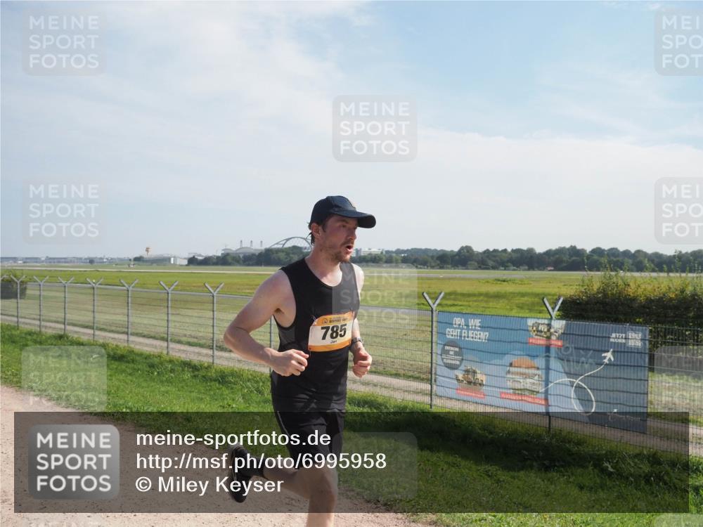 08.09.2024 - Airport Race Miley Keyser http://msf.ph/oto/6995958 08.09.2024 12:17:56 Laufen OLYMPUS, DIGITAL, CAMERA meine-sportfotos.de