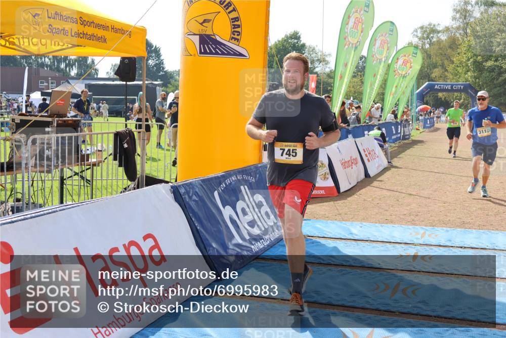 08.09.2024 - Airport Race Strokosch-Dieckow http://msf.ph/oto/6995983 08.09.2024 12:51:40 Ziel 370, 646, 745, 1249, 1266, 1393, 1517, 3113 meine-sportfotos.de