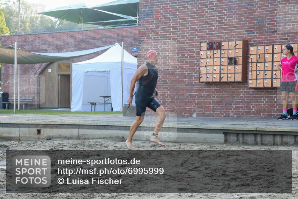 08.09.2024 - Stadtparktriathlon Luisa Fischer http://msf.ph/oto/6995999 08.09.2024 08:47:48 Schwimmen 18, 28, 30, 31, 41, 45, 54, 63, 76, 85 meine-sportfotos.de