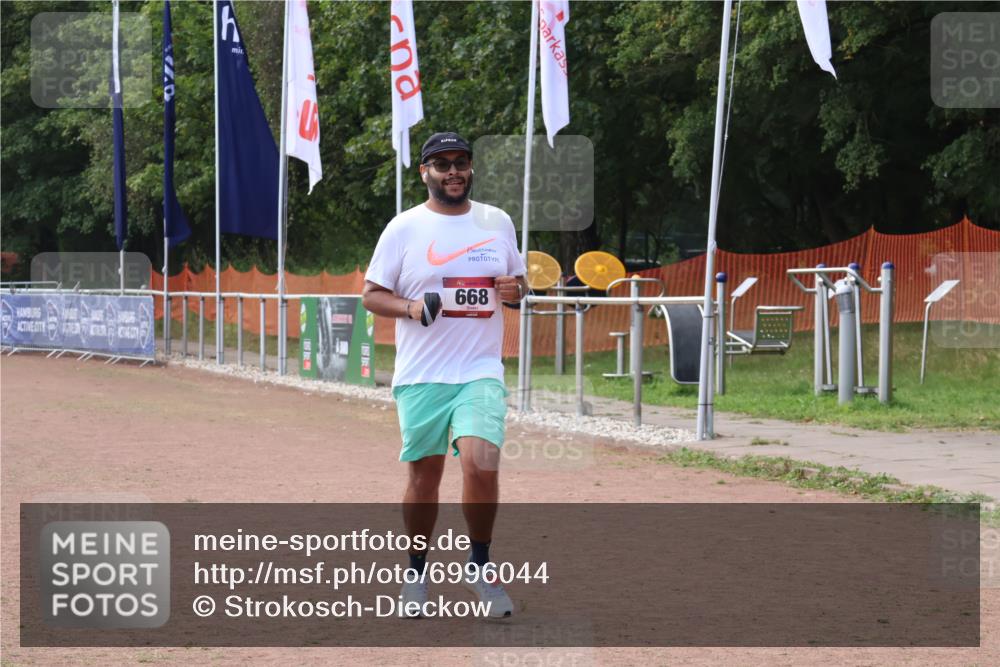 08.09.2024 - Airport Race Strokosch-Dieckow http://msf.ph/oto/6996044 08.09.2024 13:19:38 Ziel 668 meine-sportfotos.de