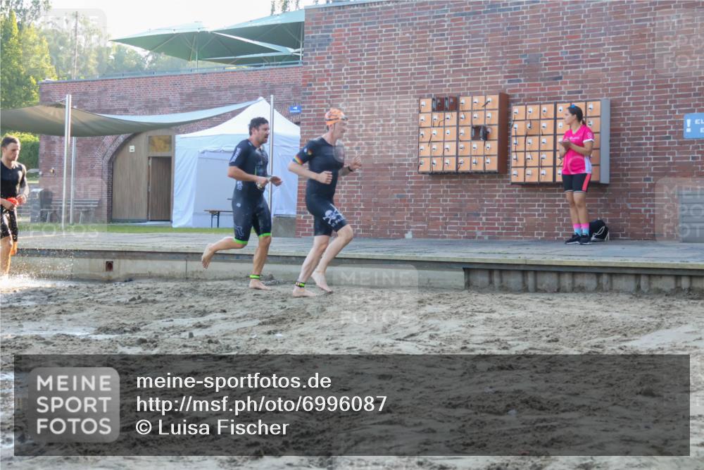 08.09.2024 - Stadtparktriathlon Luisa Fischer http://msf.ph/oto/6996087 08.09.2024 08:48:00 Schwimmen 15, 21, 23, 28, 35, 37, 40, 41, 45, 54, 66, 67, 72, 74, 82, 85 meine-sportfotos.de