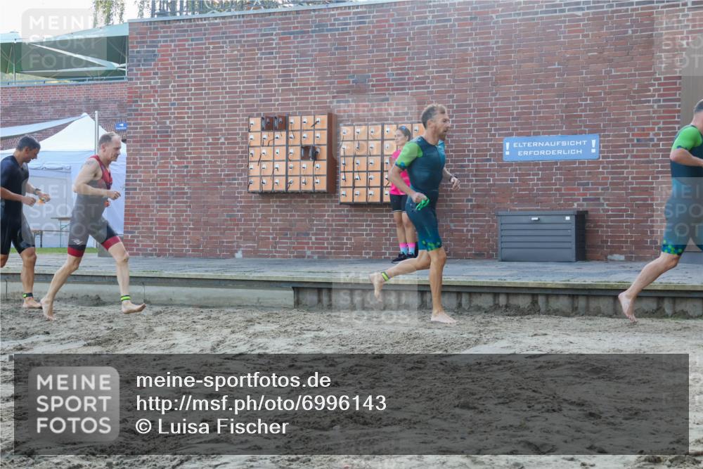 08.09.2024 - Stadtparktriathlon Luisa Fischer http://msf.ph/oto/6996143 08.09.2024 08:48:05 Schwimmen 15, 21, 23, 35, 37, 40, 60, 64, 66, 67, 72, 74, 82 meine-sportfotos.de