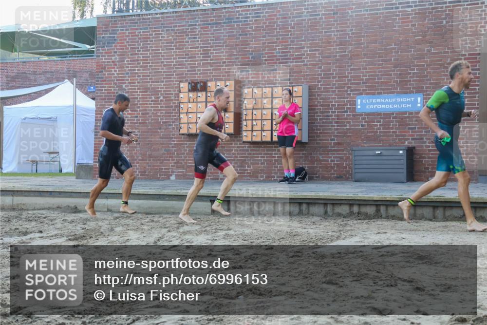 08.09.2024 - Stadtparktriathlon Luisa Fischer http://msf.ph/oto/6996153 08.09.2024 08:48:06 Schwimmen 15, 21, 23, 35, 37, 40, 57, 60, 64, 66, 67, 72, 74, 82 meine-sportfotos.de