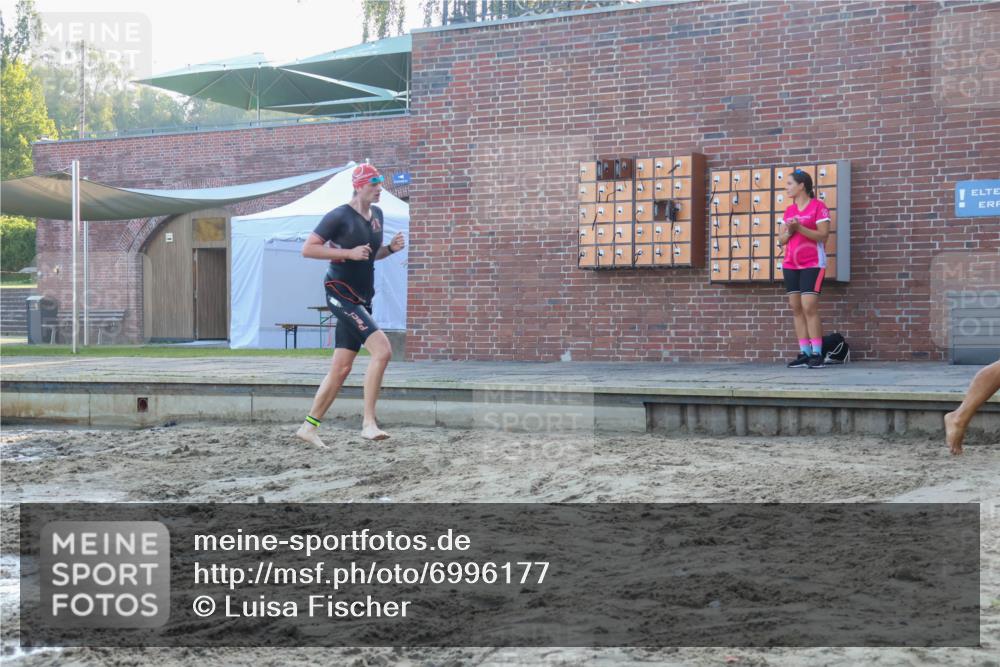 08.09.2024 - Stadtparktriathlon Luisa Fischer http://msf.ph/oto/6996177 08.09.2024 08:48:07 Schwimmen 15, 23, 24, 27, 35, 37, 40, 46, 57, 60, 64, 66, 67, 74, 82 meine-sportfotos.de