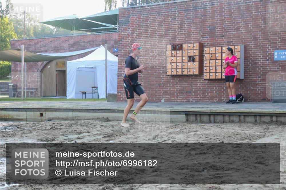 08.09.2024 - Stadtparktriathlon Luisa Fischer http://msf.ph/oto/6996182 08.09.2024 08:48:07 Schwimmen 15, 23, 24, 27, 35, 37, 40, 46, 57, 60, 64, 66, 67, 74, 82 meine-sportfotos.de