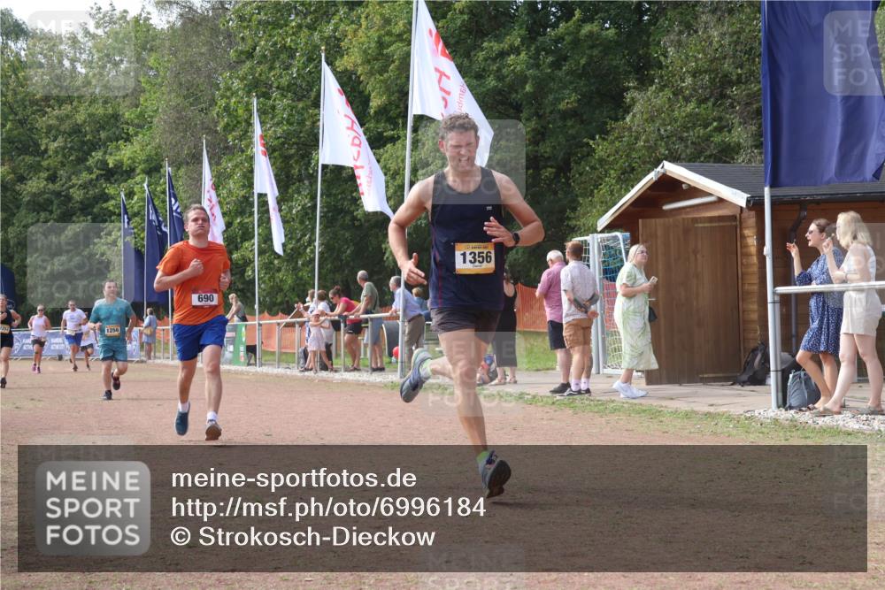 08.09.2024 - Airport Race Strokosch-Dieckow http://msf.ph/oto/6996184 08.09.2024 12:37:47 Ziel 536, 690, 1252, 1256, 1321, 1356, 1359, 3103 meine-sportfotos.de