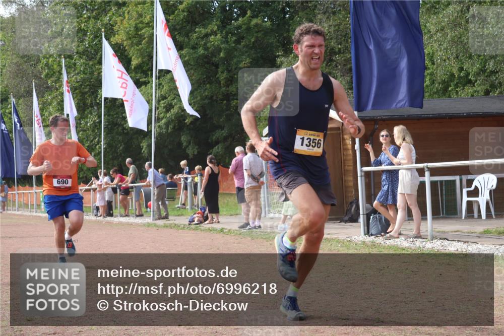 08.09.2024 - Airport Race Strokosch-Dieckow http://msf.ph/oto/6996218 08.09.2024 12:37:47 Ziel 536, 690, 1252, 1256, 1321, 1356, 1359, 3103 meine-sportfotos.de