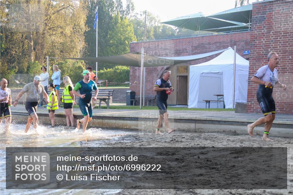 08.09.2024 - Stadtparktriathlon Luisa Fischer http://msf.ph/oto/6996222 08.09.2024 08:48:13 Schwimmen 24, 27, 37, 46, 57, 58, 60, 64, 82 meine-sportfotos.de