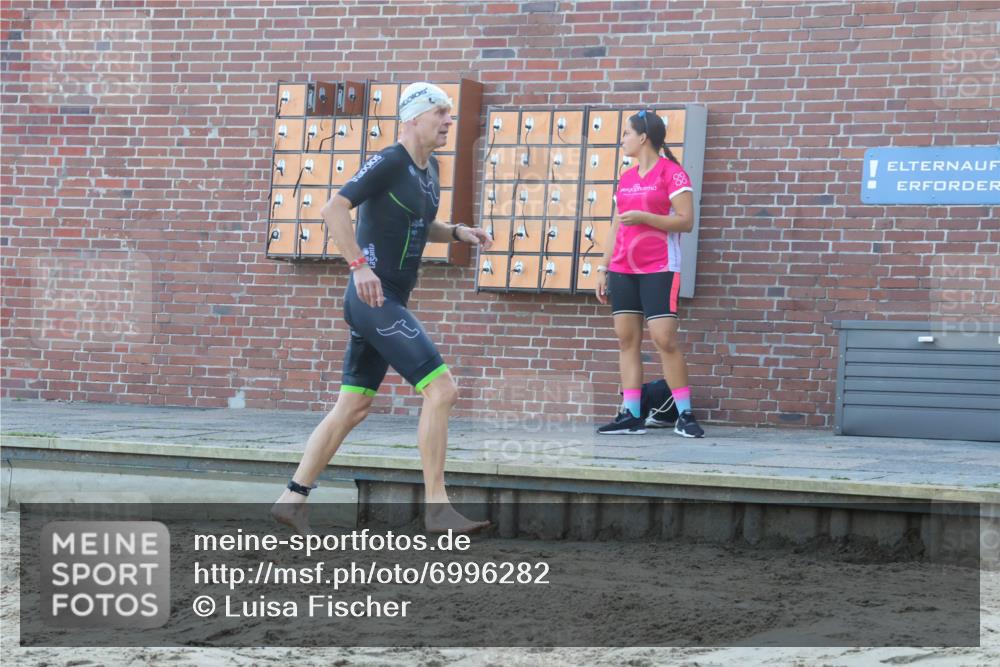 08.09.2024 - Stadtparktriathlon Luisa Fischer http://msf.ph/oto/6996282 08.09.2024 08:48:25 Schwimmen 6, 14, 61 meine-sportfotos.de
