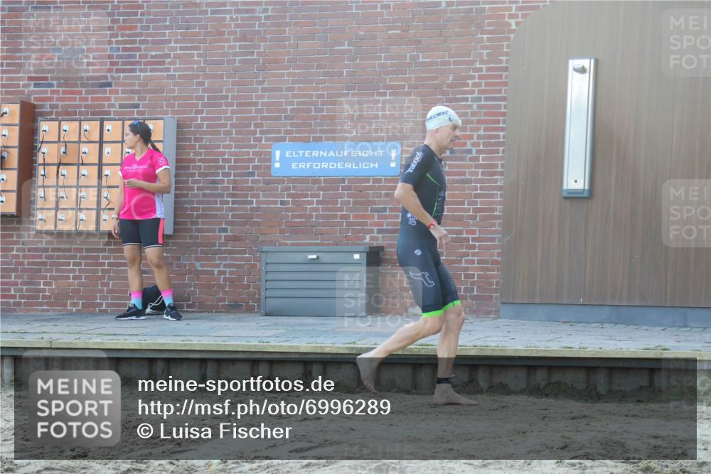 08.09.2024 - Stadtparktriathlon Luisa Fischer http://msf.ph/oto/6996289 08.09.2024 08:48:26 Schwimmen 6, 14, 61 meine-sportfotos.de