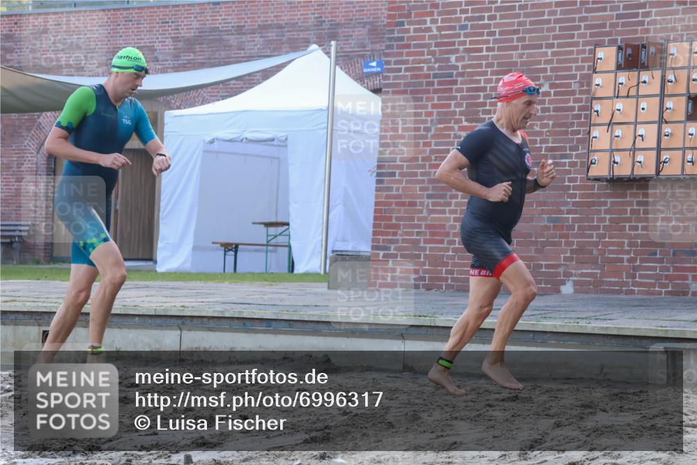 08.09.2024 - Stadtparktriathlon Luisa Fischer http://msf.ph/oto/6996317 08.09.2024 08:48:32 Schwimmen 4, 14, 61, 65 meine-sportfotos.de