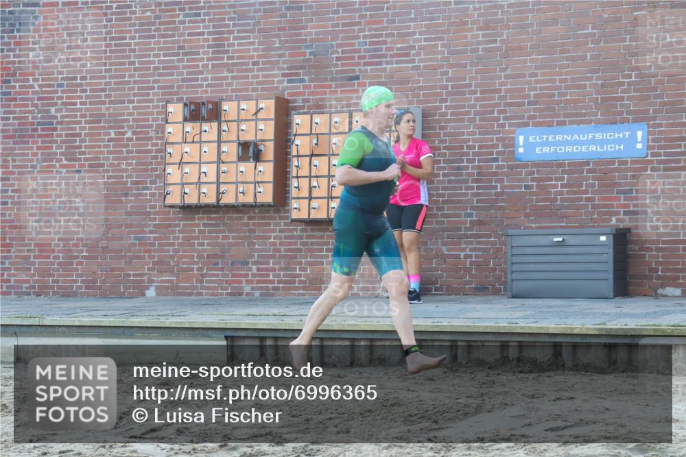 08.09.2024 - Stadtparktriathlon Luisa Fischer http://msf.ph/oto/6996365 08.09.2024 08:48:42 Schwimmen 4, 16, 65 meine-sportfotos.de