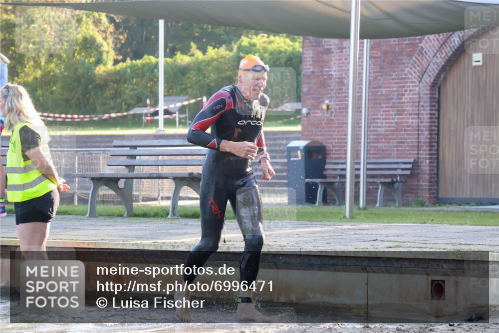 08.09.2024 - Stadtparktriathlon Luisa Fischer http://msf.ph/oto/6996471 08.09.2024 08:49:23 Schwimmen 2 meine-sportfotos.de