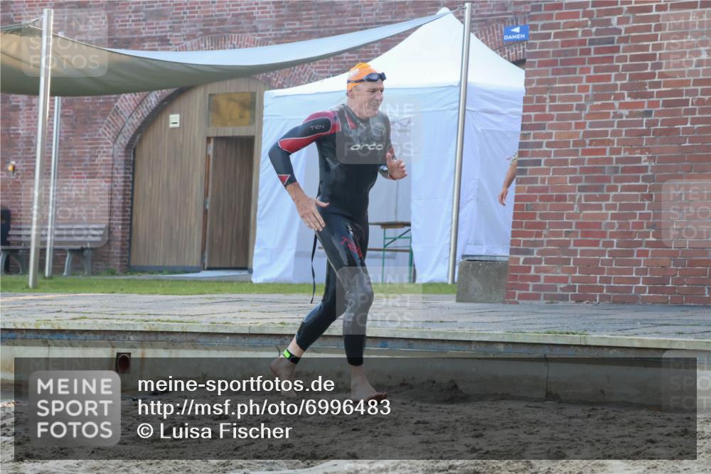 08.09.2024 - Stadtparktriathlon Luisa Fischer http://msf.ph/oto/6996483 08.09.2024 08:49:24 Schwimmen 2 meine-sportfotos.de