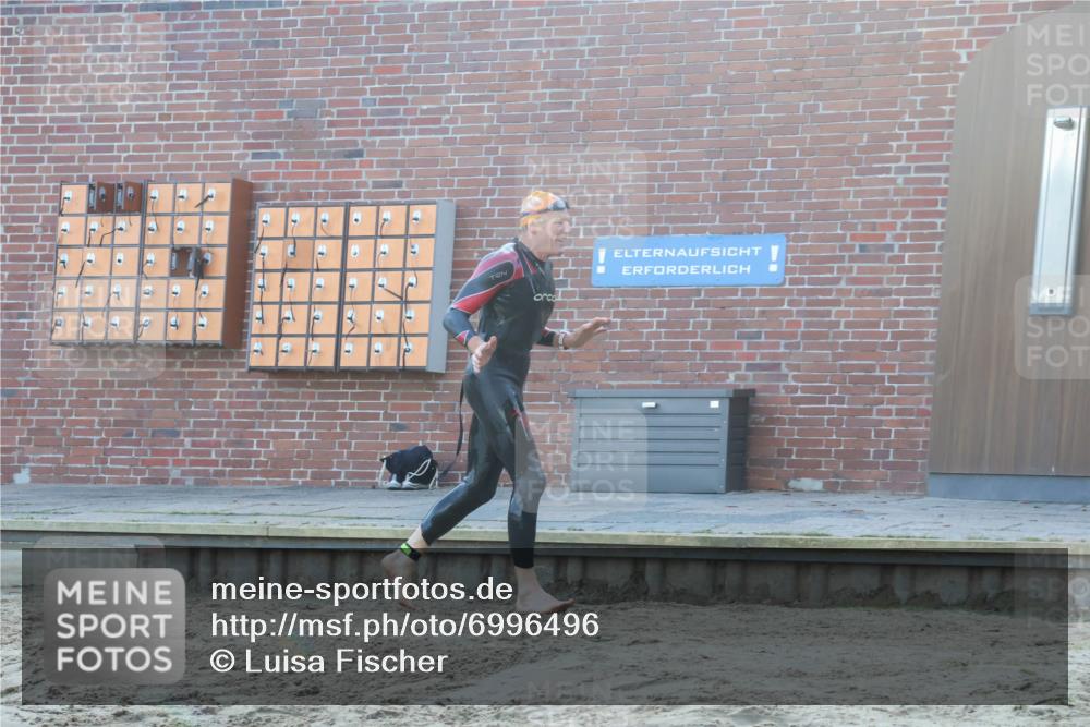 08.09.2024 - Stadtparktriathlon Luisa Fischer http://msf.ph/oto/6996496 08.09.2024 08:49:26 Schwimmen 2 meine-sportfotos.de