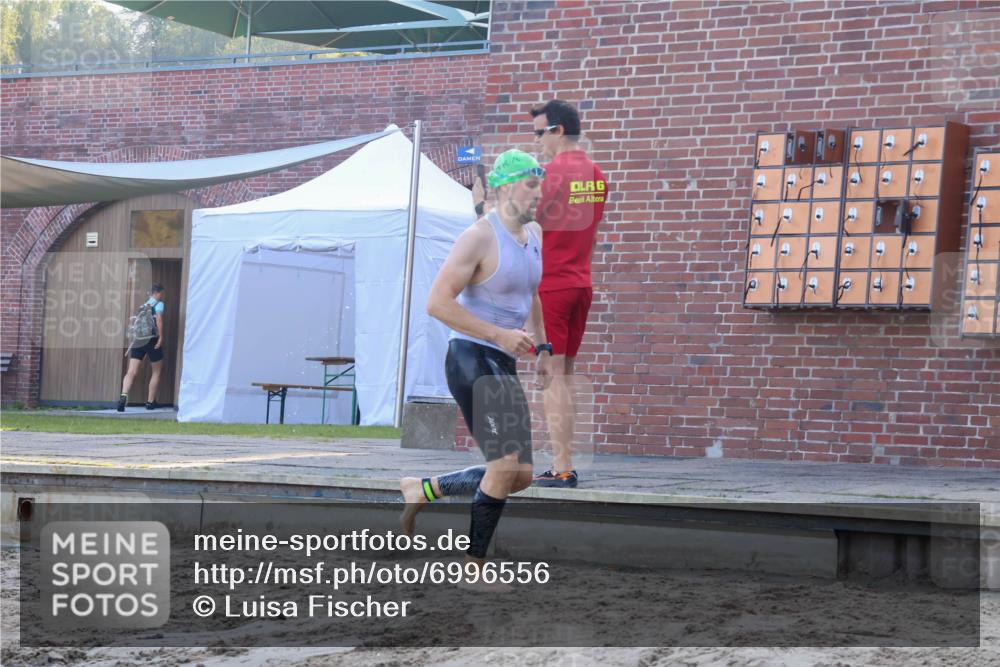 08.09.2024 - Stadtparktriathlon Luisa Fischer http://msf.ph/oto/6996556 08.09.2024 08:57:16 Schwimmen 114, 122 meine-sportfotos.de