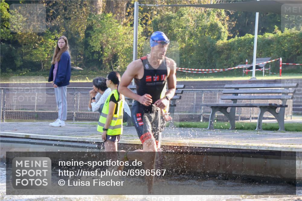 08.09.2024 - Stadtparktriathlon Luisa Fischer http://msf.ph/oto/6996567 08.09.2024 08:57:19 Schwimmen 99, 114, 122 meine-sportfotos.de