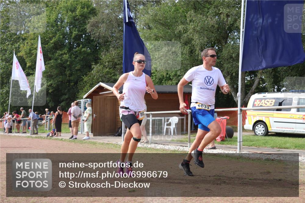 08.09.2024 - Airport Race Strokosch-Dieckow http://msf.ph/oto/6996679 08.09.2024 12:37:58 Ziel 417, 536, 1031, 1033, 3102 meine-sportfotos.de