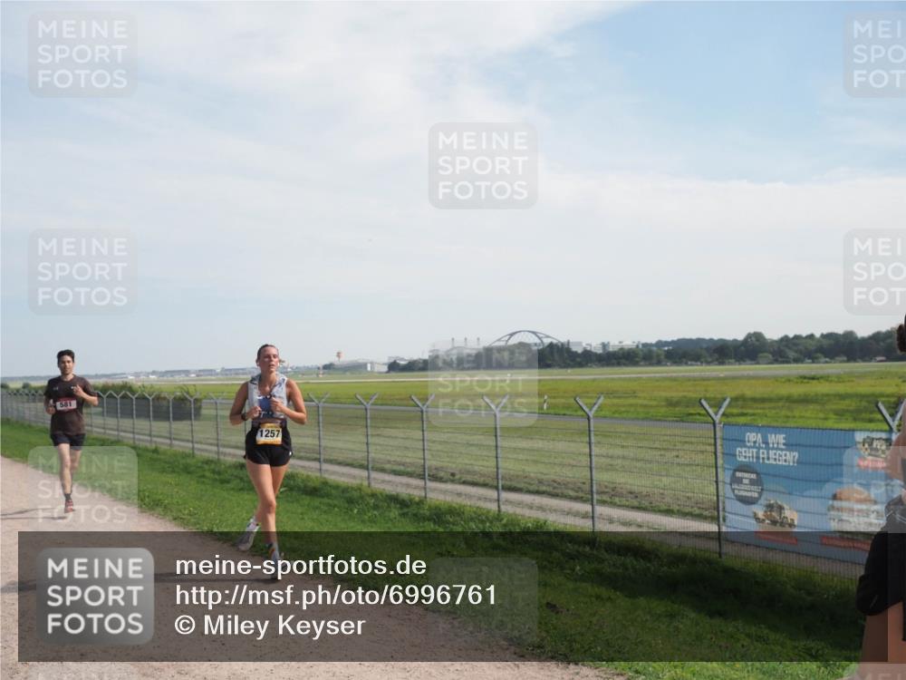 08.09.2024 - Airport Race Miley Keyser http://msf.ph/oto/6996761 08.09.2024 12:18:49 Laufen OLYMPUS, DIGITAL, CAMERA meine-sportfotos.de