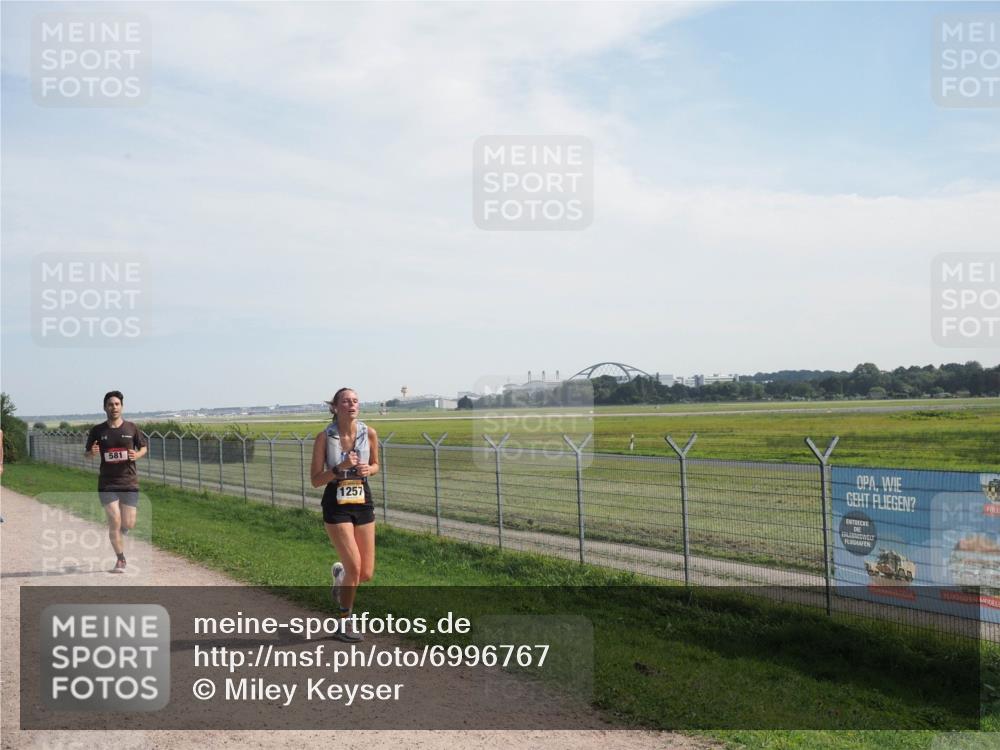 08.09.2024 - Airport Race Miley Keyser http://msf.ph/oto/6996767 08.09.2024 12:18:49 Laufen OLYMPUS, DIGITAL, CAMERA meine-sportfotos.de