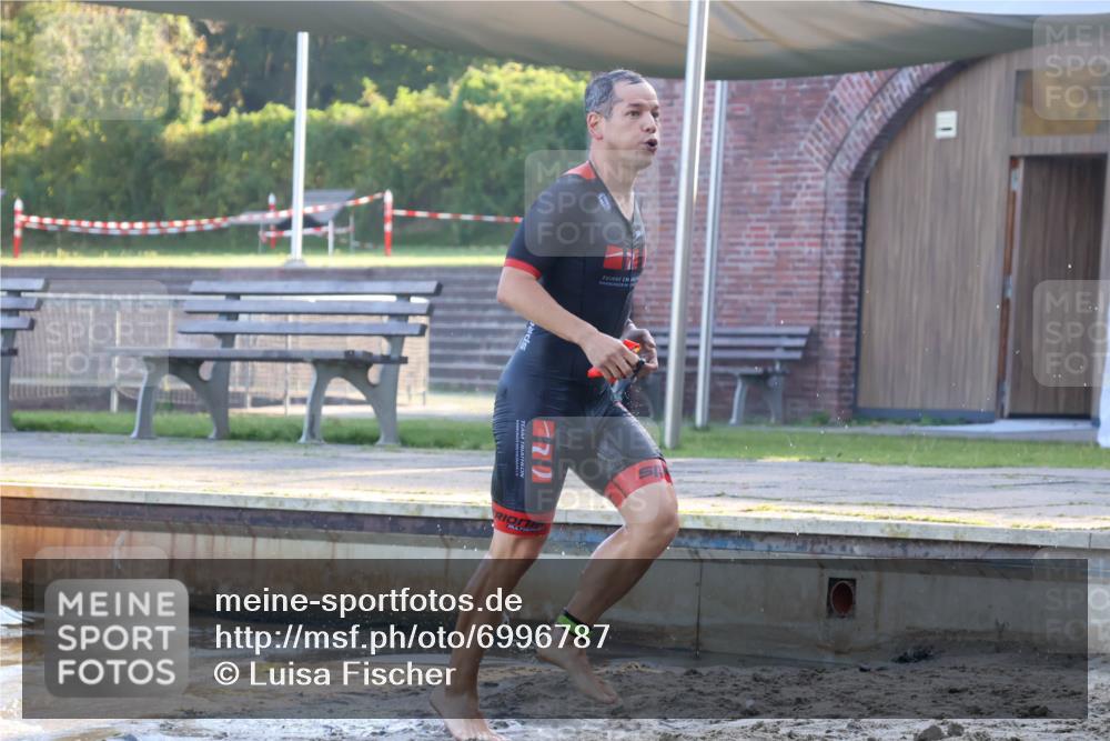 08.09.2024 - Stadtparktriathlon Luisa Fischer http://msf.ph/oto/6996787 08.09.2024 08:58:13 Schwimmen 102, 158 meine-sportfotos.de