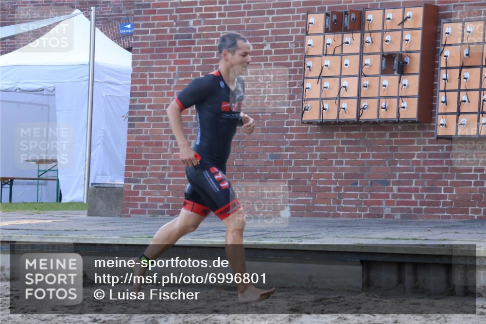 08.09.2024 - Stadtparktriathlon Luisa Fischer http://msf.ph/oto/6996801 08.09.2024 08:58:15 Schwimmen 158 meine-sportfotos.de