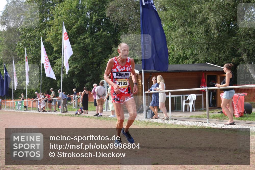 08.09.2024 - Airport Race Strokosch-Dieckow http://msf.ph/oto/6996804 08.09.2024 12:38:01 Ziel 406, 417, 1222, 3102 meine-sportfotos.de