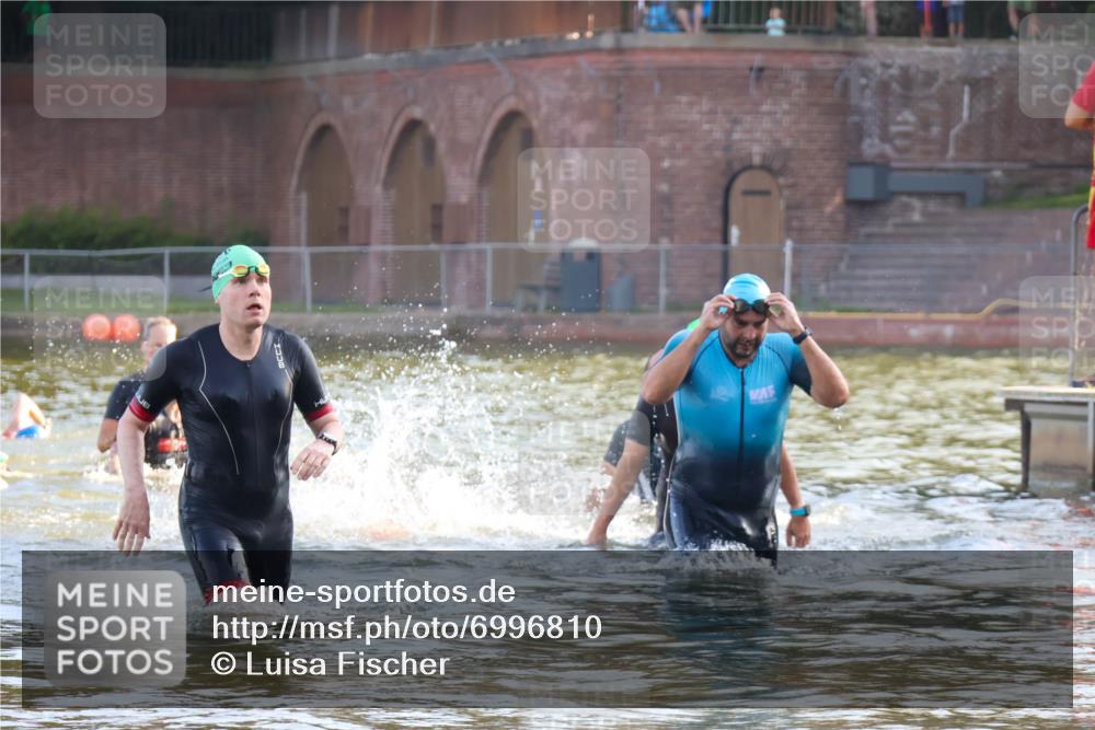 08.09.2024 - Stadtparktriathlon Luisa Fischer http://msf.ph/oto/6996810 08.09.2024 08:58:25 Schwimmen 108, 123, 125 meine-sportfotos.de