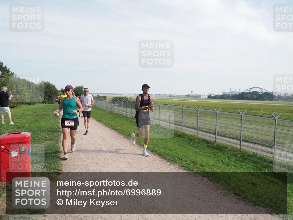 08.09.2024 - Airport Race Miley Keyser http://msf.ph/oto/6996889 08.09.2024 12:19:04 Laufen OLYMPUS, DIGITAL, CAMERA meine-sportfotos.de