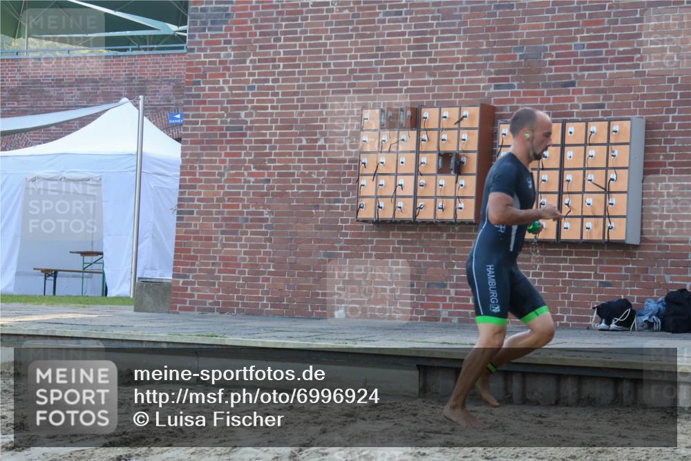 08.09.2024 - Stadtparktriathlon Luisa Fischer http://msf.ph/oto/6996924 08.09.2024 08:58:38 Schwimmen 90, 91, 92, 93, 98, 105, 108, 112, 120, 123, 125, 127 meine-sportfotos.de