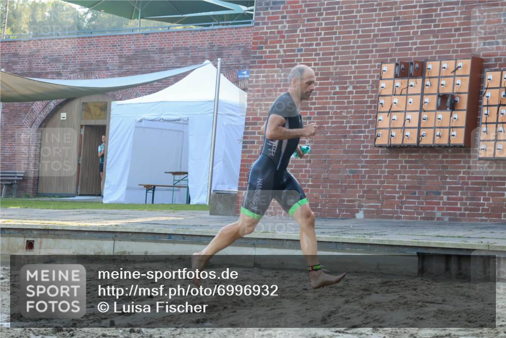 08.09.2024 - Stadtparktriathlon Luisa Fischer http://msf.ph/oto/6996932 08.09.2024 08:58:39 Schwimmen 90, 91, 92, 93, 98, 105, 108, 112, 120, 123, 125, 127 meine-sportfotos.de