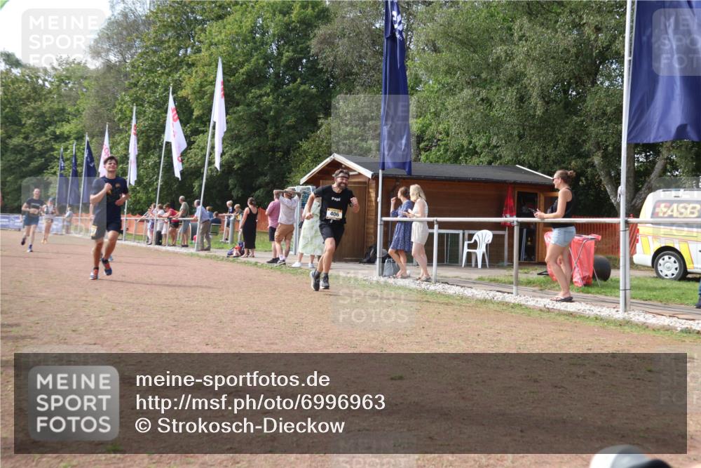 08.09.2024 - Airport Race Strokosch-Dieckow http://msf.ph/oto/6996963 08.09.2024 12:38:08 Ziel 166, 406, 417, 461, 660, 878, 1222, 1489, 3137 meine-sportfotos.de