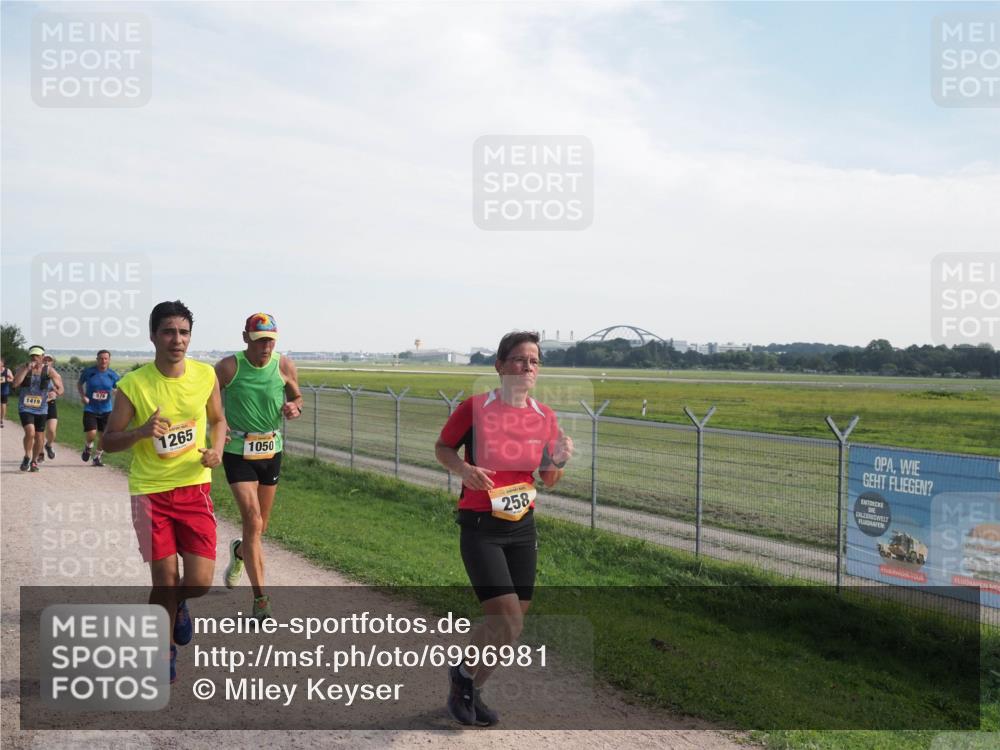 08.09.2024 - Airport Race Miley Keyser http://msf.ph/oto/6996981 08.09.2024 12:19:10 Laufen OLYMPUS, DIGITAL, CAMERA meine-sportfotos.de