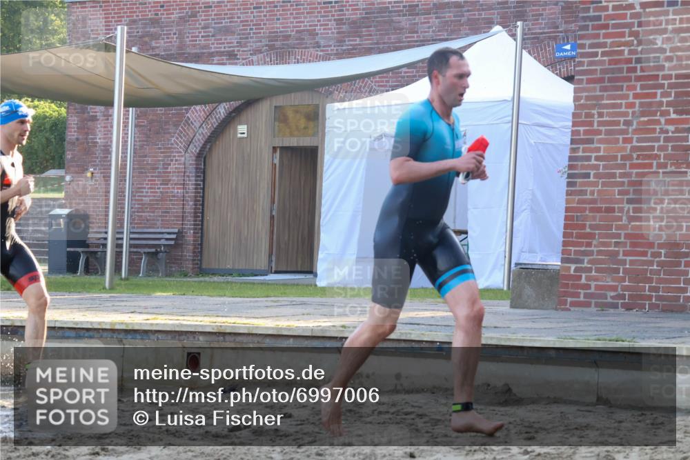 08.09.2024 - Stadtparktriathlon Luisa Fischer http://msf.ph/oto/6997006 08.09.2024 08:58:48 Schwimmen 93, 98, 110, 112, 115, 120, 127 meine-sportfotos.de