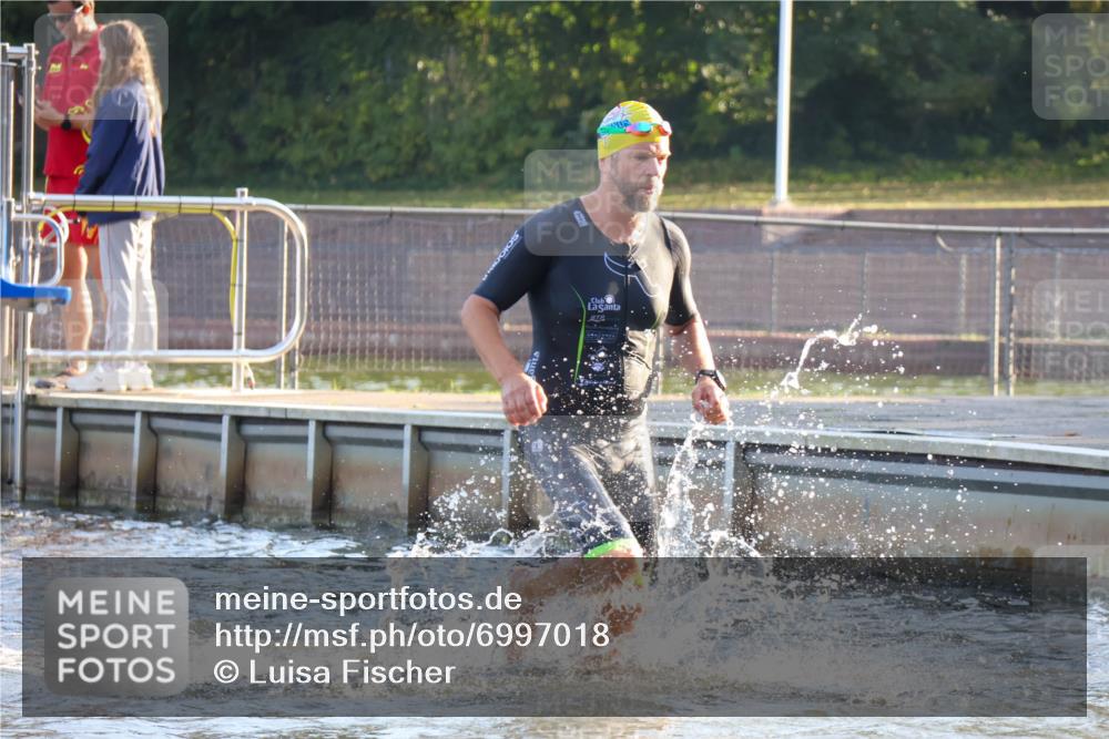 08.09.2024 - Stadtparktriathlon Luisa Fischer http://msf.ph/oto/6997018 08.09.2024 08:58:52 Schwimmen 98, 110, 115, 127 meine-sportfotos.de