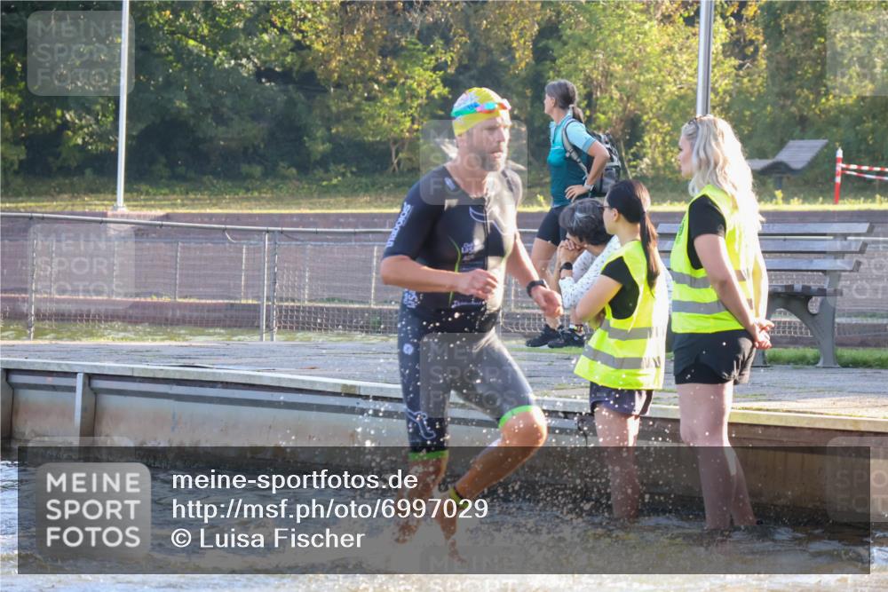 08.09.2024 - Stadtparktriathlon Luisa Fischer http://msf.ph/oto/6997029 08.09.2024 08:58:54 Schwimmen 104, 110, 115, 127 meine-sportfotos.de