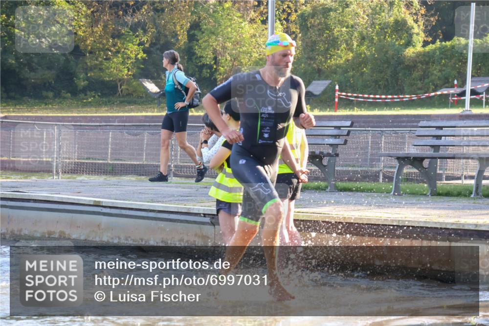 08.09.2024 - Stadtparktriathlon Luisa Fischer http://msf.ph/oto/6997031 08.09.2024 08:58:54 Schwimmen 104, 110, 115, 127 meine-sportfotos.de