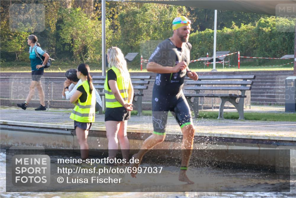 08.09.2024 - Stadtparktriathlon Luisa Fischer http://msf.ph/oto/6997037 08.09.2024 08:58:55 Schwimmen 104, 110, 115 meine-sportfotos.de