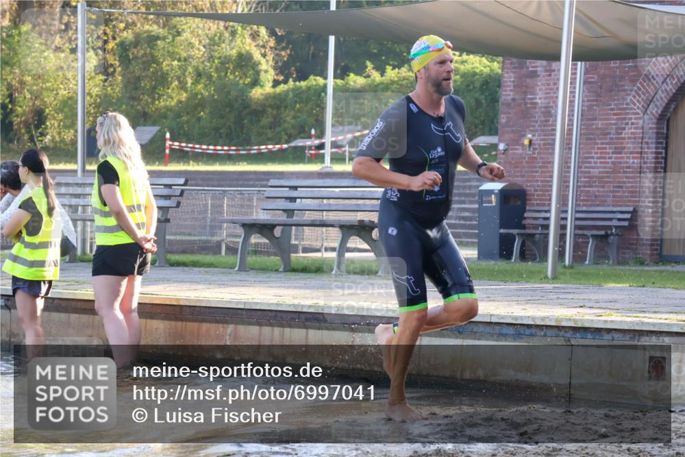 08.09.2024 - Stadtparktriathlon Luisa Fischer http://msf.ph/oto/6997041 08.09.2024 08:58:55 Schwimmen 104, 110, 115 meine-sportfotos.de