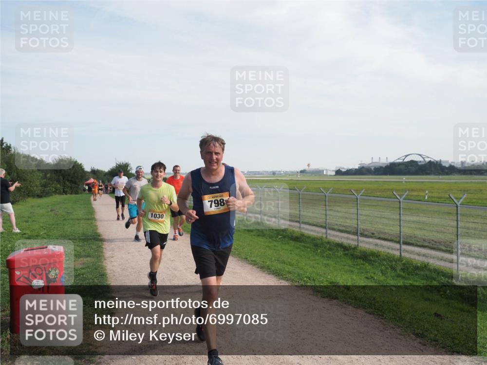 08.09.2024 - Airport Race Miley Keyser http://msf.ph/oto/6997085 08.09.2024 12:19:18 Laufen OLYMPUS, DIGITAL, CAMERA meine-sportfotos.de