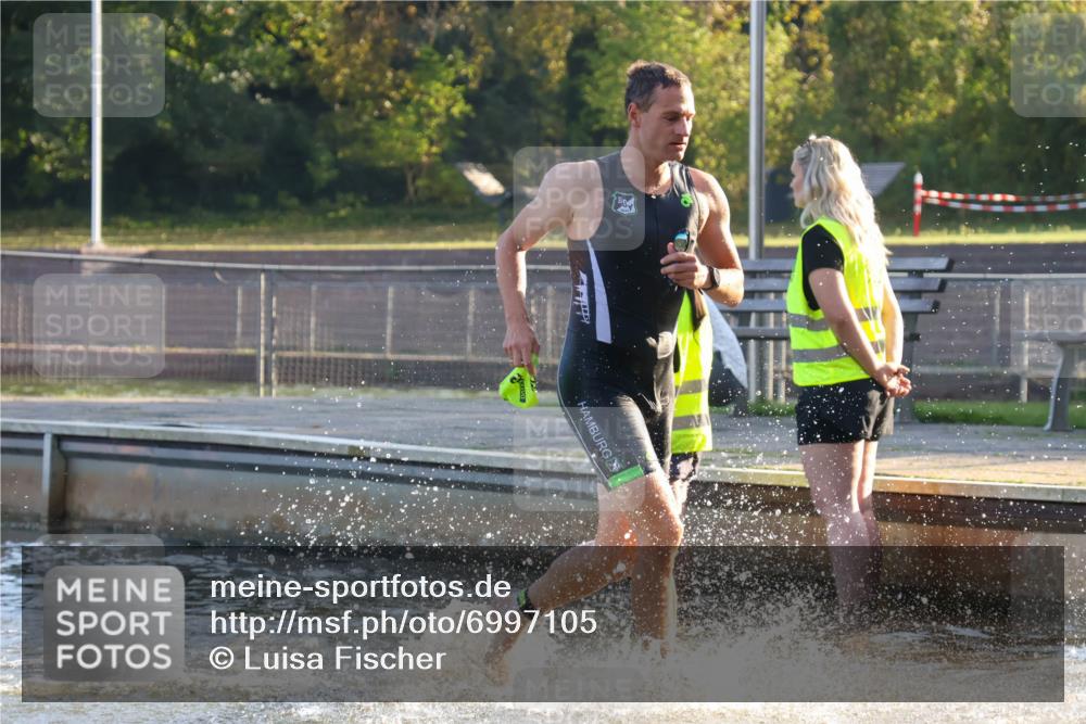 08.09.2024 - Stadtparktriathlon Luisa Fischer http://msf.ph/oto/6997105 08.09.2024 08:59:12 Schwimmen 94, 97, 119 meine-sportfotos.de