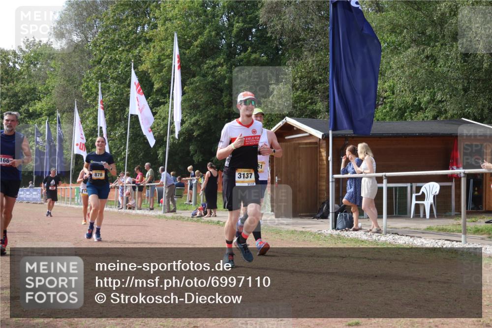 08.09.2024 - Airport Race Strokosch-Dieckow http://msf.ph/oto/6997110 08.09.2024 12:38:12 Ziel 54, 166, 461, 660, 878, 1112, 1222, 1489, 1537, 3137 meine-sportfotos.de