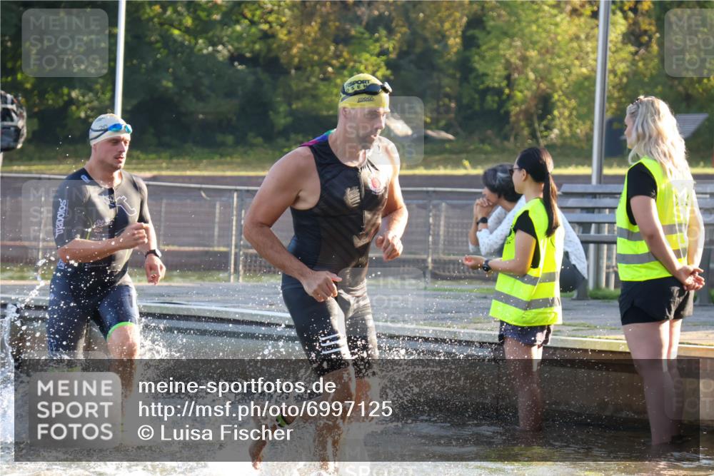 08.09.2024 - Stadtparktriathlon Luisa Fischer http://msf.ph/oto/6997125 08.09.2024 08:59:16 Schwimmen 94, 97, 109, 113, 117, 119, 128 meine-sportfotos.de