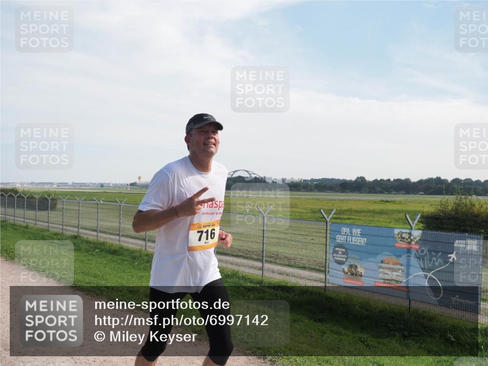 08.09.2024 - Airport Race Miley Keyser http://msf.ph/oto/6997142 08.09.2024 12:19:23 Laufen OLYMPUS, DIGITAL, CAMERA meine-sportfotos.de