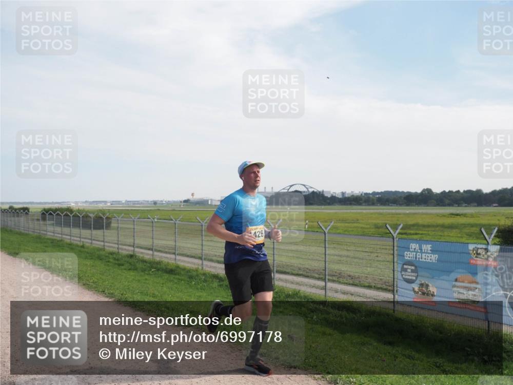 08.09.2024 - Airport Race Miley Keyser http://msf.ph/oto/6997178 08.09.2024 12:19:27 Laufen OLYMPUS, DIGITAL, CAMERA meine-sportfotos.de